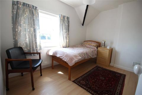 2 bedroom end of terrace house for sale, Richmond Road, Lee-On-The-Solent, Hampshire, PO13