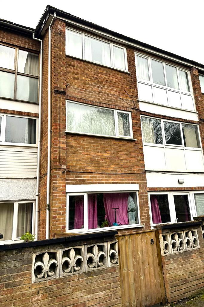 Berkeley Court, Nottingham 2 bed for sale £100,000