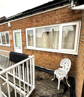 2 bedroom maisonette for sale, Berkeley Court, Nottingham