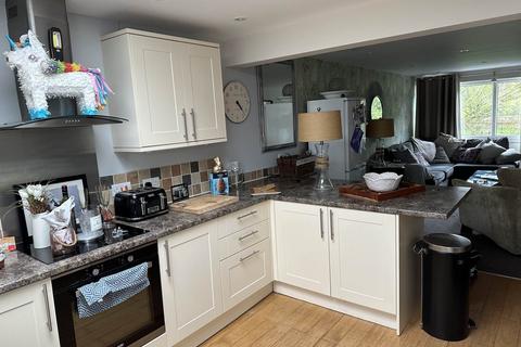 2 bedroom maisonette for sale, Berkeley Court, Nottingham