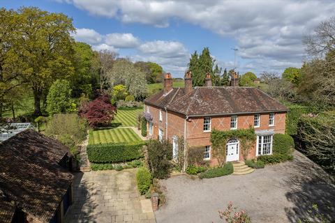 5 bedroom detached house for sale, Petworth Road, Chiddingfold, Godalming, Surrey, GU8