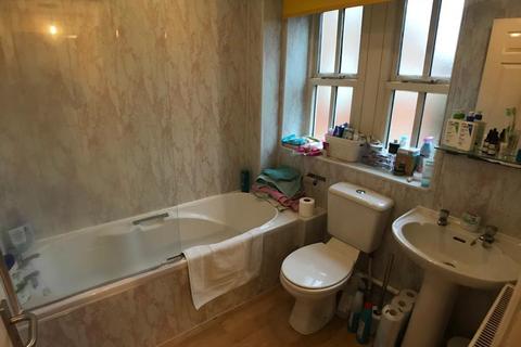 1 bedroom flat to rent, Wilmslow Road, Manchester M20