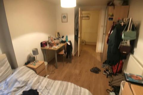 1 bedroom flat to rent, Wilmslow Road, Manchester M20