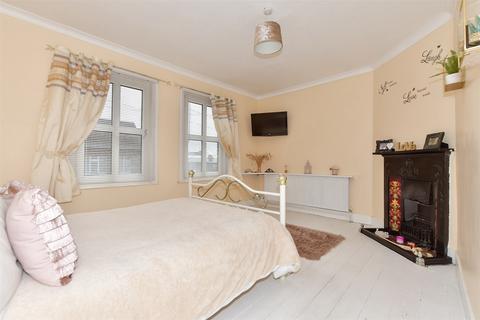 3 bedroom end of terrace house for sale, Old Park Road, Dover, Kent