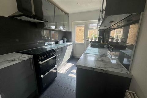 50 Spinney Drive, Feltham, TW14 8PN