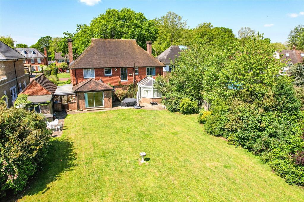 Ashley Park Avenue, WaltonOnThames... 4 bed detached house for sale