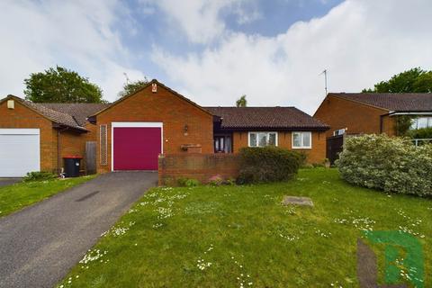 13 Asplands Close, Woburn Sands, Milton Keynes, MK17 8PD