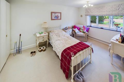 13 Asplands Close, Woburn Sands, Milton Keynes, MK17 8PD