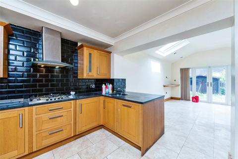 4 bedroom terraced house for sale, Teesdale Road, Rotherham, South Yorkshire, S61