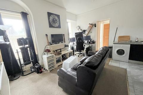 1 bedroom flat for sale, Boscombe