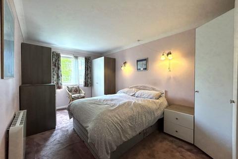 2 bedroom retirement property for sale, Barden Court, St. Lukes Avenue, Maidstone, Kent, ME14 5AP