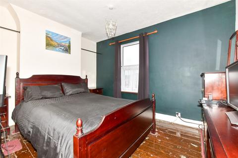 192 Clarendon Place, Dover, CT17 9QF