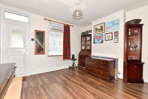 192 Clarendon Place, Dover, CT17 9QF