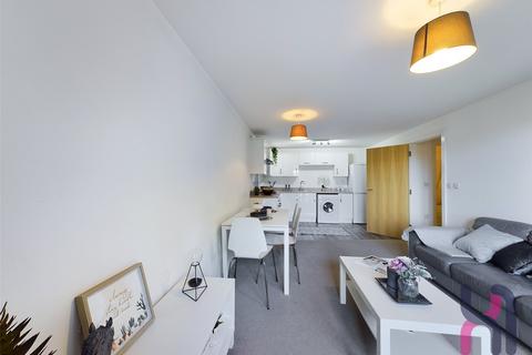 2 bedroom flat for sale, Spinner House, 1A Elmira Way, Salford, M5