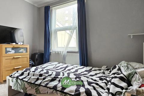 3 bedroom terraced house for sale, London SE17