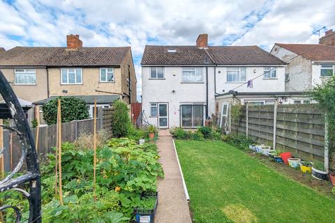 80 Hatch Lane, Harmondsworth, West Drayton, UB7 0BA