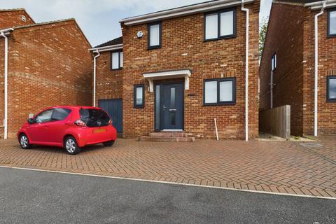 3 bedroom detached house for sale, Plymouth Road, Scunthorpe DN17