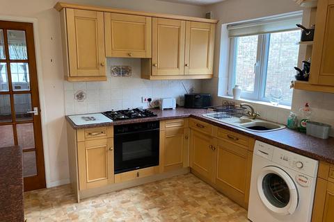 undefined, Kirkwood Drive, Huddersfield, West Yorkshire, HD3