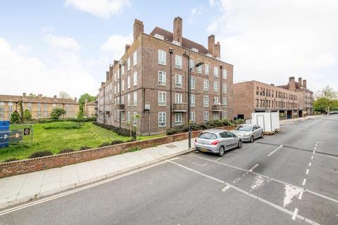 2 bedroom apartment for sale, Pytchley Road, East Dulwich, London, SE22