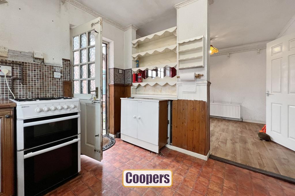 Kitchen/Dining area