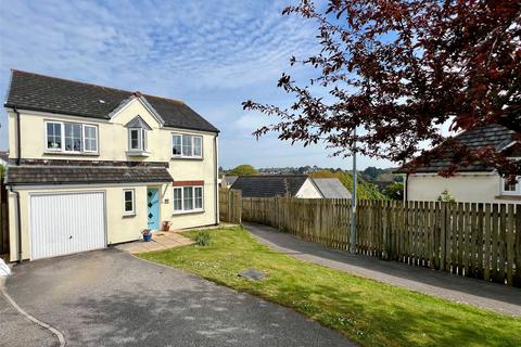 4 bedroom detached house for sale, Swans Reach, Falmouth