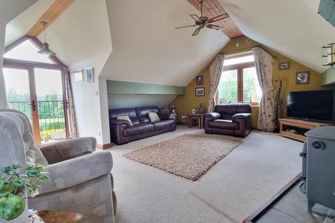 2 bedroom detached house for sale, Mill Lane, Fenny Compton, CV47