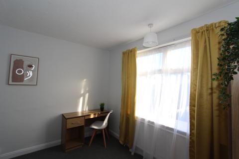 1 bedroom in a house share to rent, Savoy Road, Bristol BS4
