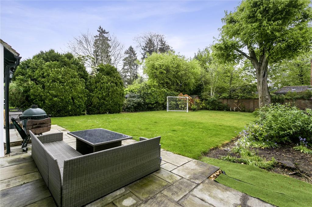 Terrace &amp; Garden