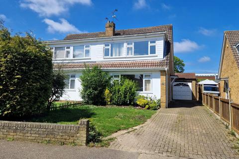 3 bedroom semi-detached house for sale, Courtfield Avenue, Chatham