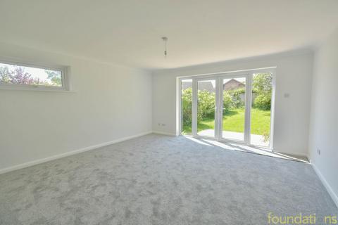 2 bedroom detached bungalow for sale, Collington Lane West, Bexhill-on-Sea, TN39