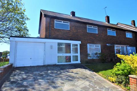 3 bedroom end of terrace house to rent, Great Spenders, Basildon, Essex