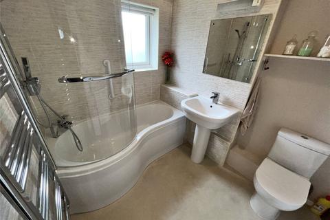 2 bedroom flat for sale, Baltimore Place, Welling, Kent, DA16