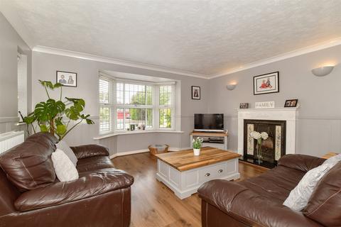 5 bedroom detached house for sale, Henley Close, Maidenbower, West Sussex