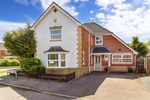 5 bedroom detached house for sale, Henley Close, Maidenbower, West Sussex