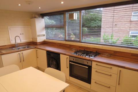 2 bedroom apartment to rent, Four Oaks, Sutton Coldfield B74