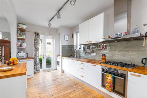 21 Moor Drive, Leeds, LS6 4BY