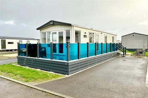 2 bedroom lodge for sale, Mill Rythe Coastal Village Hayling Island, Hampshire PO11