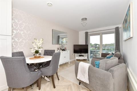 2 bedroom apartment for sale, Station Lane, Pitsea, Basildon, Essex