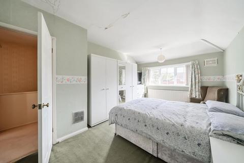 2 bedroom end of terrace house for sale, Sheerwater,  Woking,  GU21