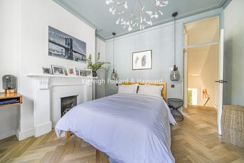 2 bedroom flat to rent, Oakden Street London SE11