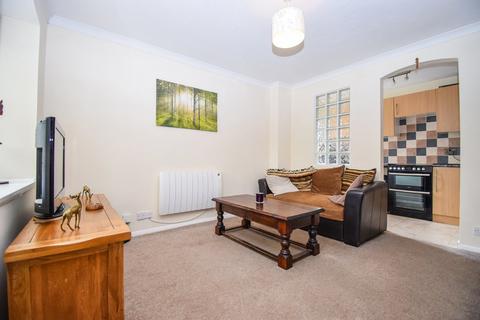 1 bedroom end of terrace house for sale, Maypole Road, Taplow, Maidenhead, SL6
