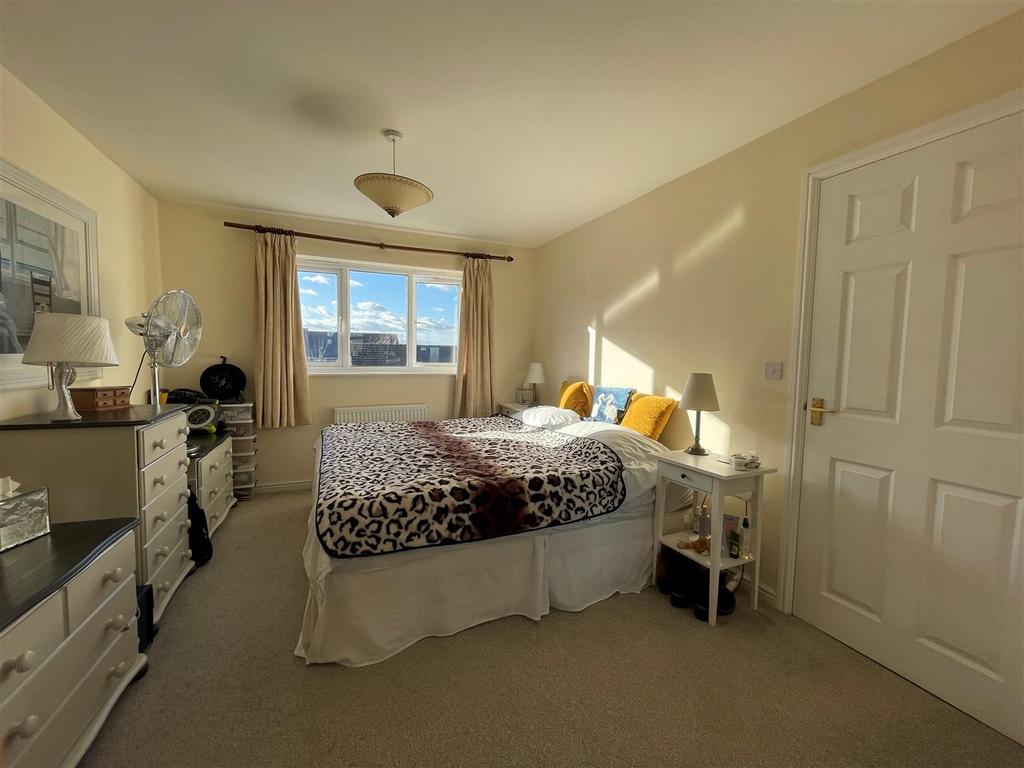 Master Bedroom x2.jpg