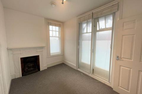 1 bedroom flat to rent, The Old Bell, Henfield, West Sussex