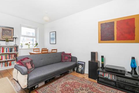 2 bedroom flat for sale, Upper Clapton Road, London, E5
