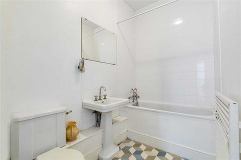 1 bedroom flat for sale, Blythe Road, Brook Green, London W14 0HL