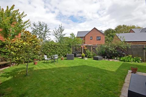 50 Bailey Avenue, Meon Vale, Stratford-upon-avon, CV37 8QW