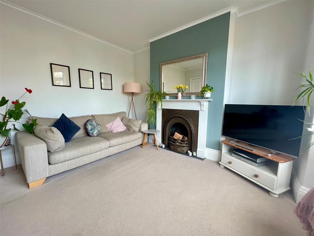 Living Room x3.jpg