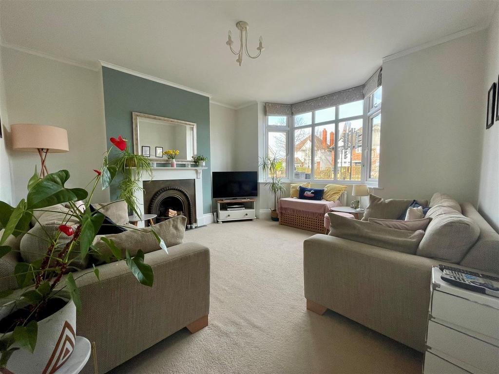 Living Room x2.jpg