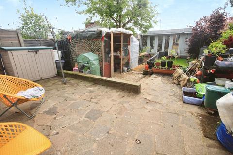 3 bedroom semi-detached house for sale, Alicia Avenue, Wickford, Essex, SS11