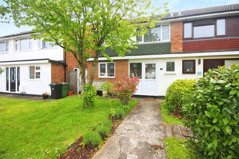 3 bedroom semi-detached house for sale, Alicia Avenue, Wickford, Essex, SS11